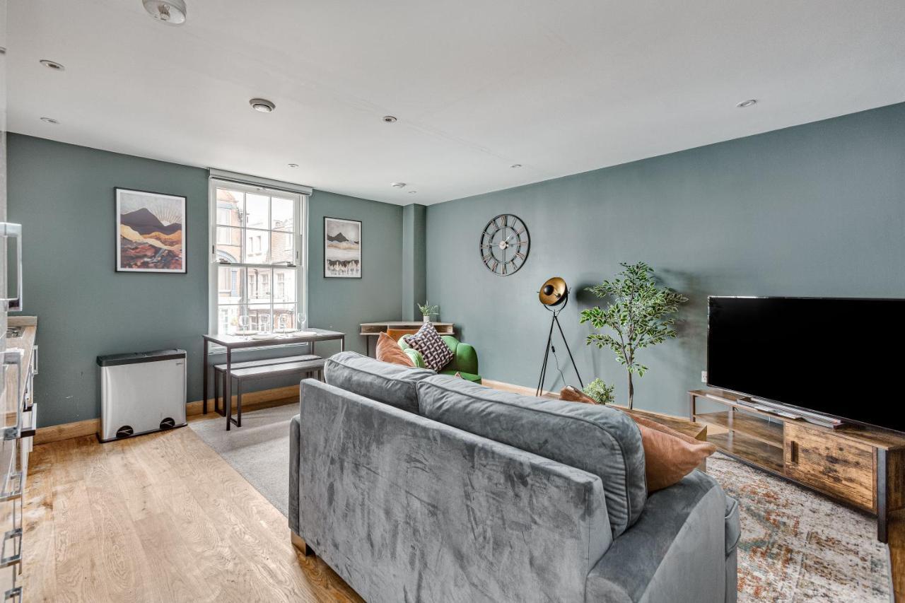 Homely 2 Beds Apt Up To 5 Guests-Wifi By Tent Serviced Apartments Chertsey Εξωτερικό φωτογραφία